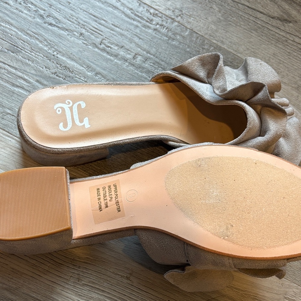 Gray Ruffle Slide Sandals - Picture 2 of 5